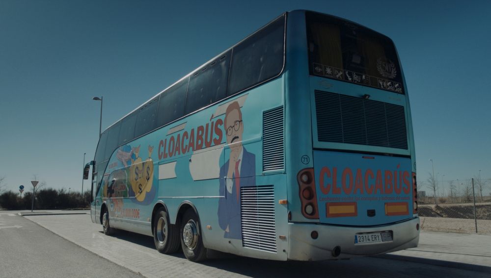 Una bomba en el autobús de la corrupción política