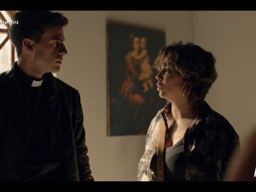 Una dura confesión rompe la relación de Isabel y Vicky en 'Desconocidas'